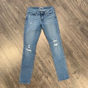 Levi skinny jeans